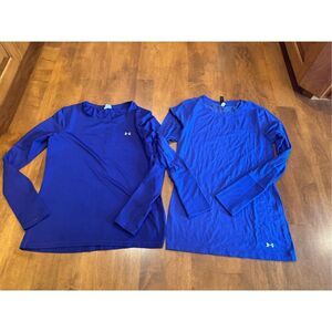 Woman’s under armour long sleeve top bundle size medium